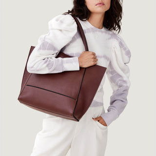 New Yorker Soho Leather Shoulder Bag