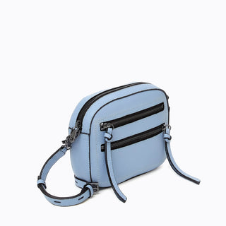 Botkier 22S2635-HPAZU_chelsea-camera-crossbody_azzurro_B.jpg