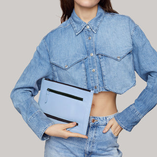 Botkier 22S288L-ALAZU_chelsea-lg-clutch_azzurro_E.jpg