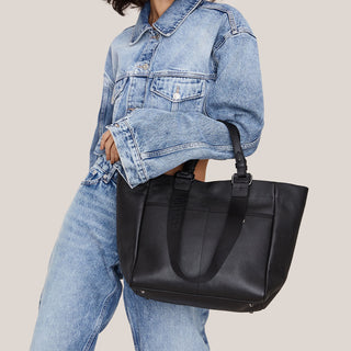 Botkier 23S2824-ALBLK_bedford-tote_black_D.jpg